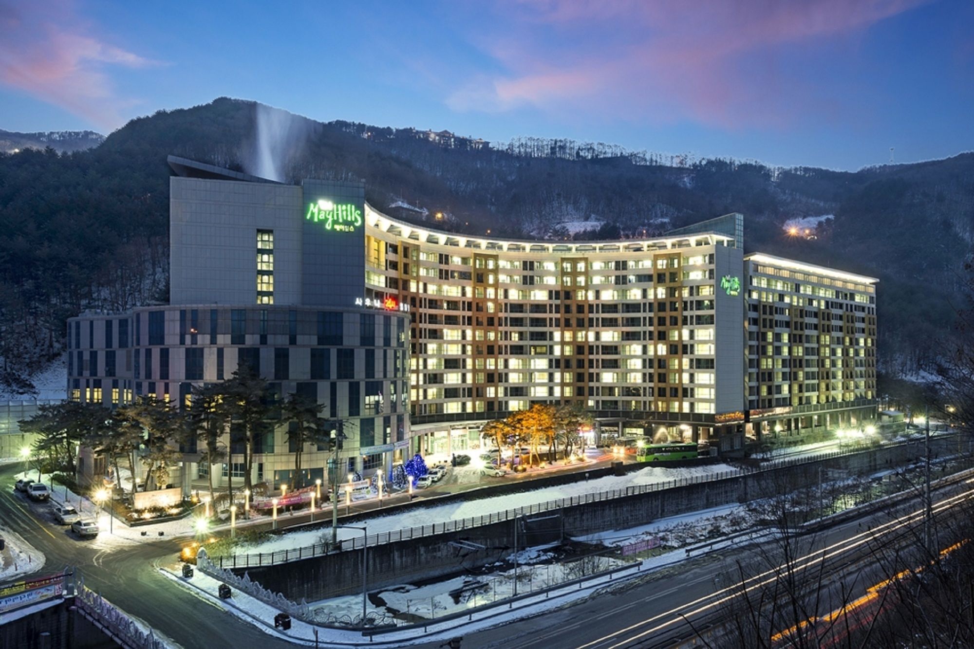 Jeongseon Mayhills Resort Exterior foto